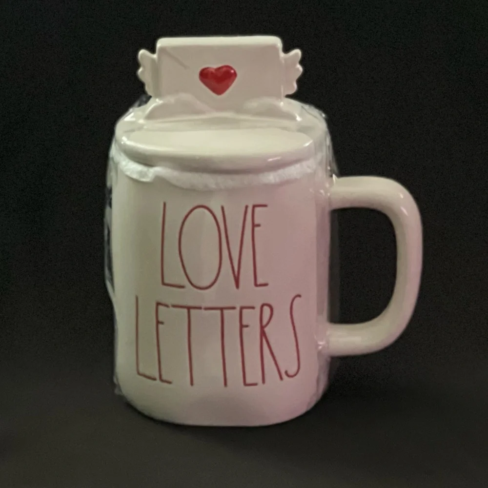 🌷 Rae Dunn Love Letters Mug with Topper Brand New!